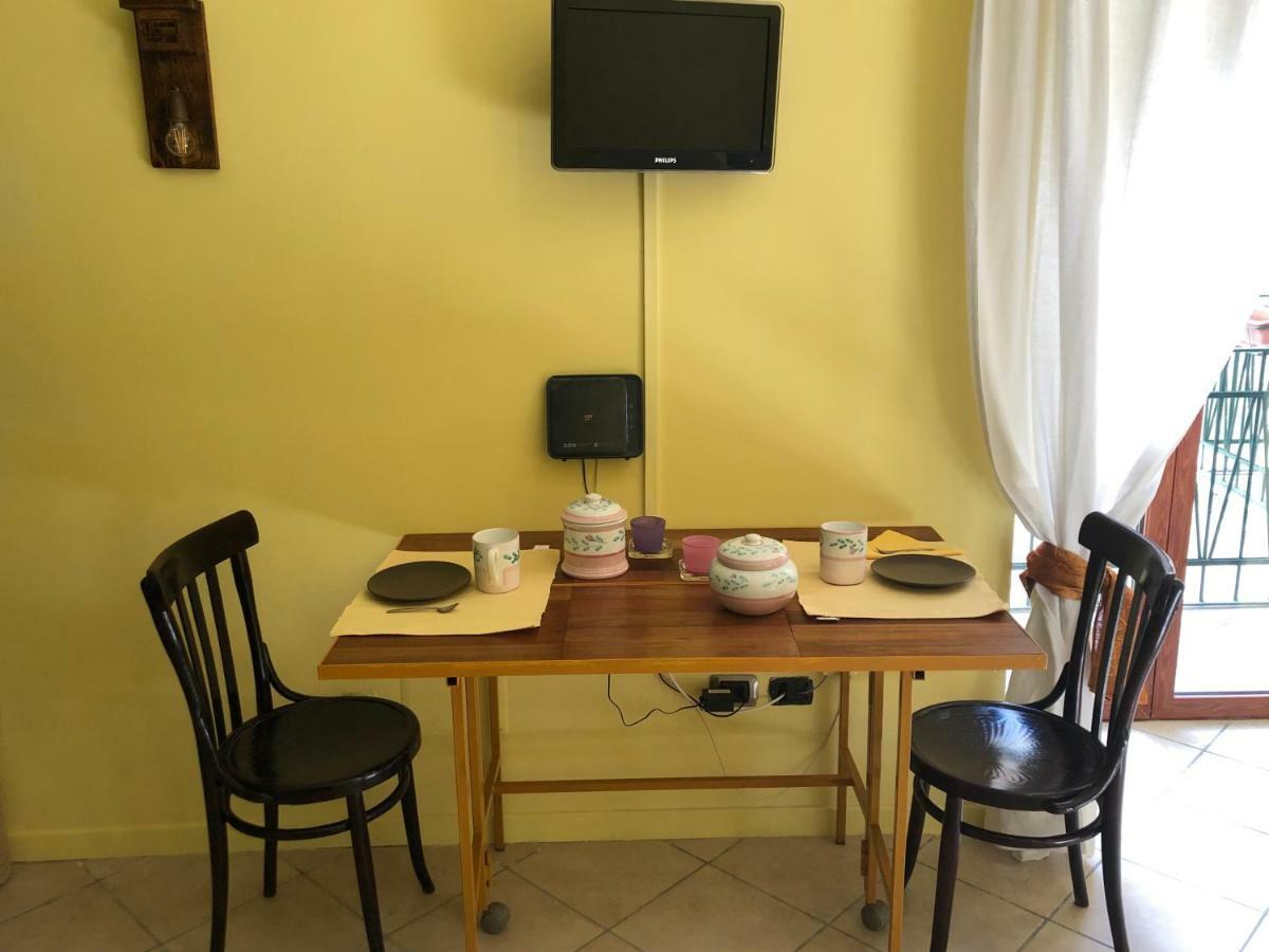 Casa Vacanze Funiculi' Al Corso Neapol Exteriér fotografie